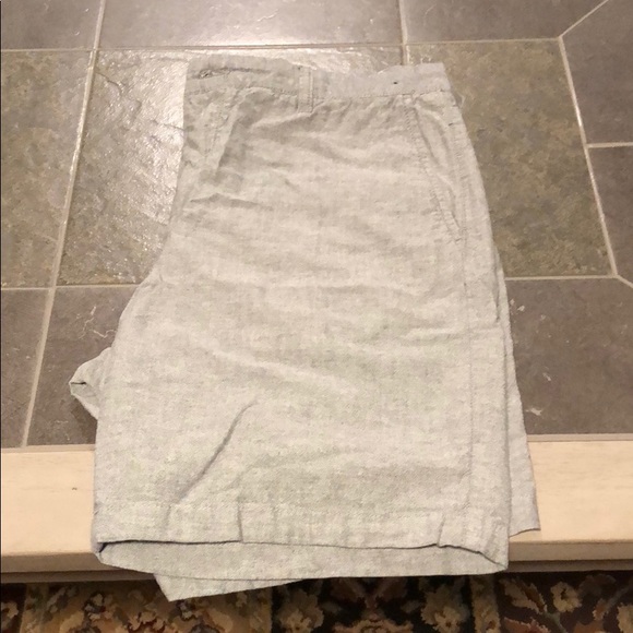 H&M Shorts - Picture 2 of 2